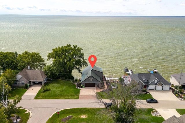 N7611 LOWER CLIFF ROAD, Sherwood, WI 54169