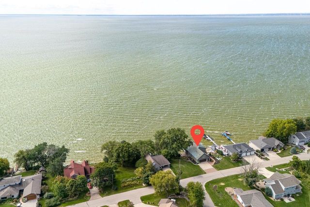 N7611 LOWER CLIFF ROAD, Sherwood, WI 54169
