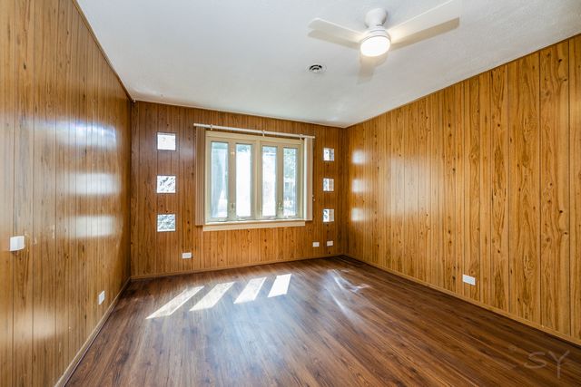 2334 S 10th Avenue, North Riverside, IL 60546