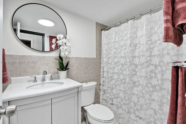 1228 West Ave 803, Miami Beach, FL 33139