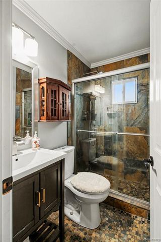 1210 Sunrise Park Street, Howell, MI 48843