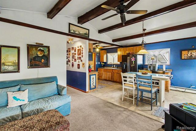 1210 Sunrise Park Street, Howell, MI 48843