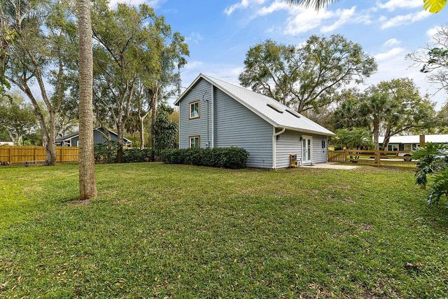 6366 5th Street, Vero Beach, FL 32968