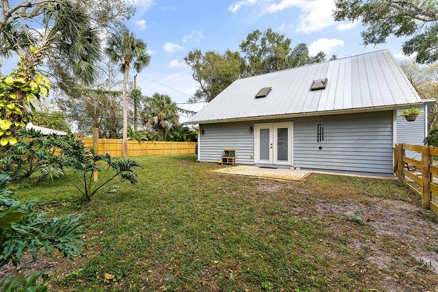 6366 5th Street, Vero Beach, FL 32968