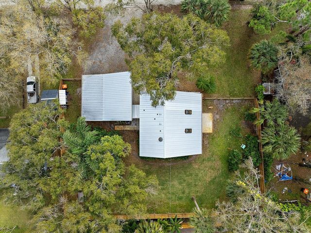 6366 5th Street, Vero Beach, FL 32968