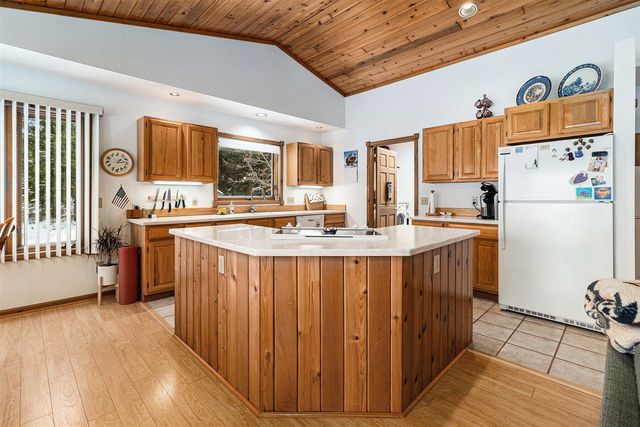 6661 W Nurnberg Road, Free Soil, MI 49411