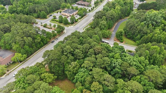 817 Oakhall Drive, Holly Springs, NC 27540