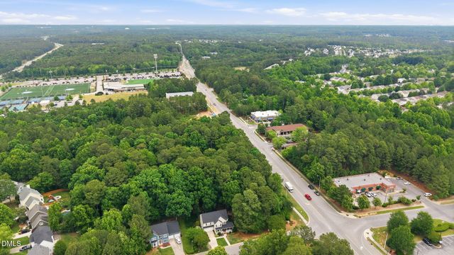 817 Oakhall Drive, Holly Springs, NC 27540