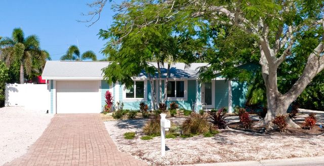 504 69TH STREET, Holmes Beach, FL 34217