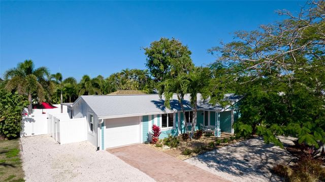 504 69TH STREET, Holmes Beach, FL 34217
