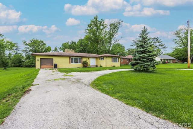 4540 Butler Hill Road, St Louis, MO 63128