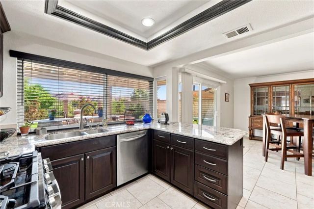 4608 Feather River, Corona, CA 92878