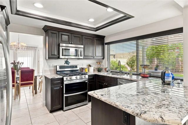 4608 Feather River, Corona, CA 92878