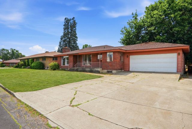 2217 W GORDON Ave, Spokane, WA 99205