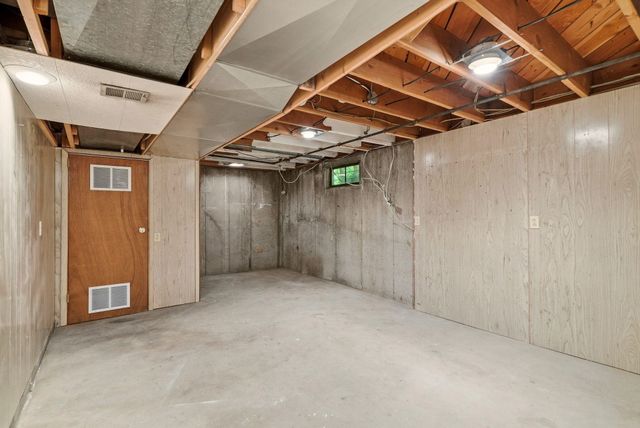2217 W GORDON Ave, Spokane, WA 99205