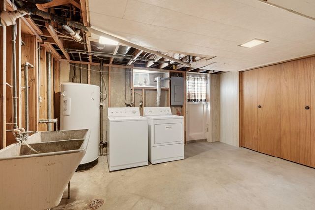 2217 W GORDON Ave, Spokane, WA 99205