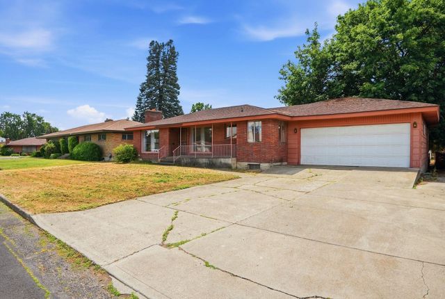 2217 W GORDON Ave, Spokane, WA 99205
