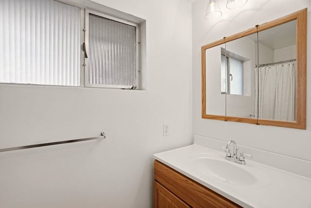 2217 W GORDON Ave, Spokane, WA 99205