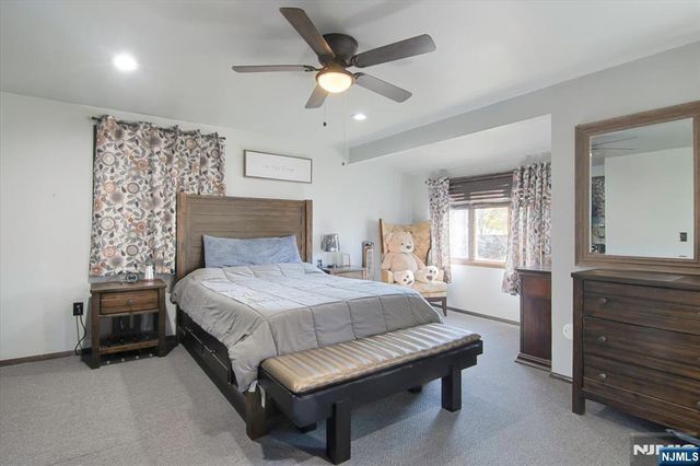 11 Bushwick Lane, West Milford, NJ 07480