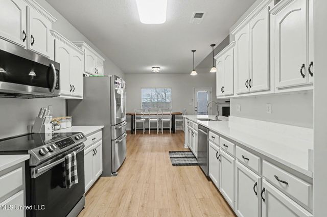 1960 N Bakersfield Drive, Nesbit, MS 38651