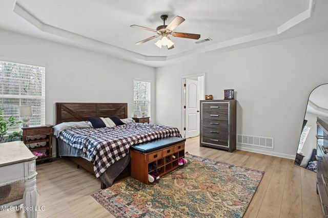 1960 N Bakersfield Drive, Nesbit, MS 38651