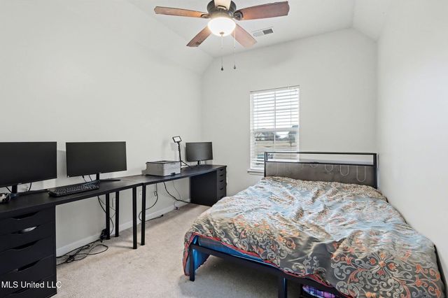 1960 N Bakersfield Drive, Nesbit, MS 38651