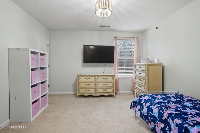 1960 N Bakersfield Drive, Nesbit, MS 38651