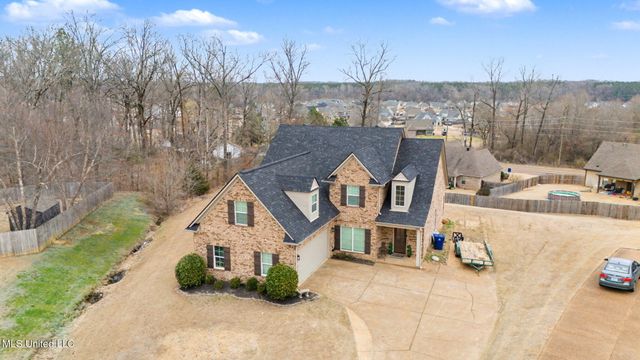 1960 N Bakersfield Drive, Nesbit, MS 38651