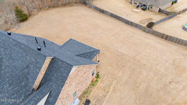 1960 N Bakersfield Drive, Nesbit, MS 38651