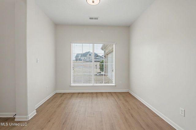 1960 N Bakersfield Drive, Nesbit, MS 38651