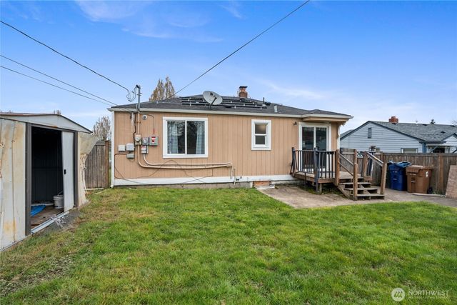 1646 E Wright Avenue, Tacoma, WA 98404