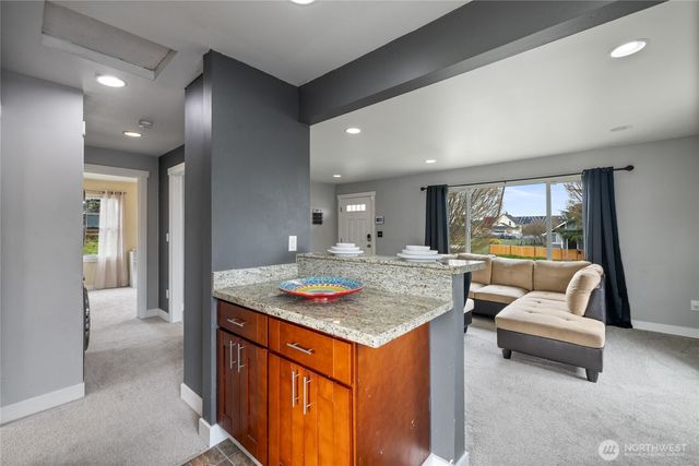 1646 E Wright Avenue, Tacoma, WA 98404