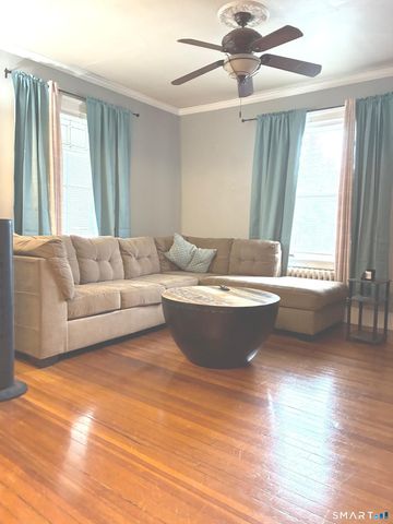 16 Holbrook Court, Ansonia, CT 06401