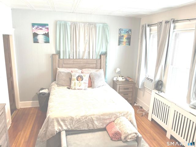 16 Holbrook Court, Ansonia, CT 06401
