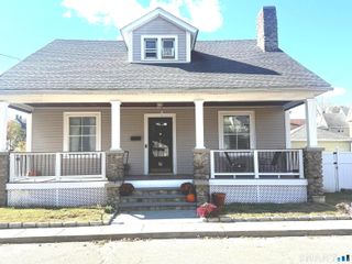 16 Holbrook Court, Ansonia, CT 06401