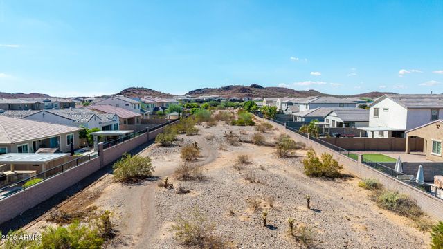 13165 W CRESTVALE Drive, Peoria, AZ 85383