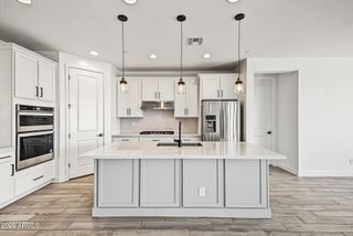 13165 W CRESTVALE Drive, Peoria, AZ 85383