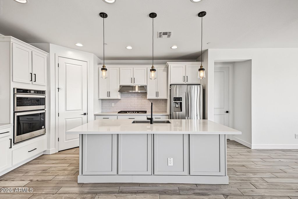 13165 W CRESTVALE Drive, Peoria, AZ 85383