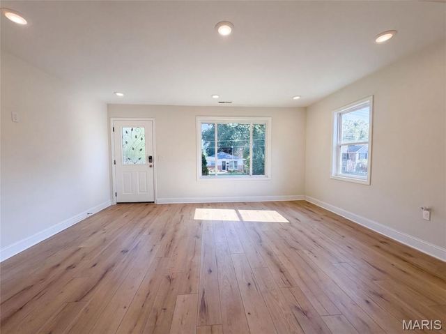 316 Lithia Avenue, St Louis, MO 63119