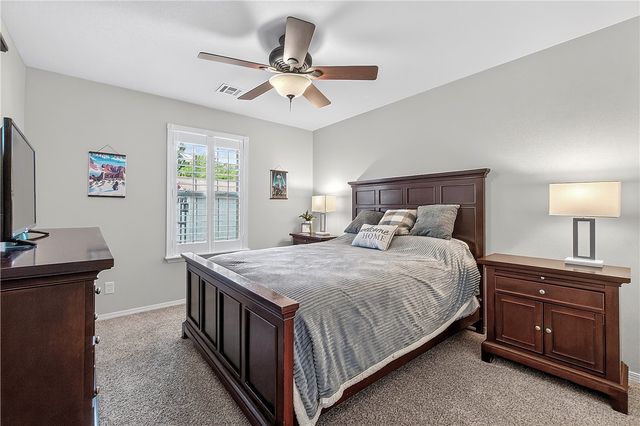 3006 NW Apple Harvest, Bentonville, AR 72712