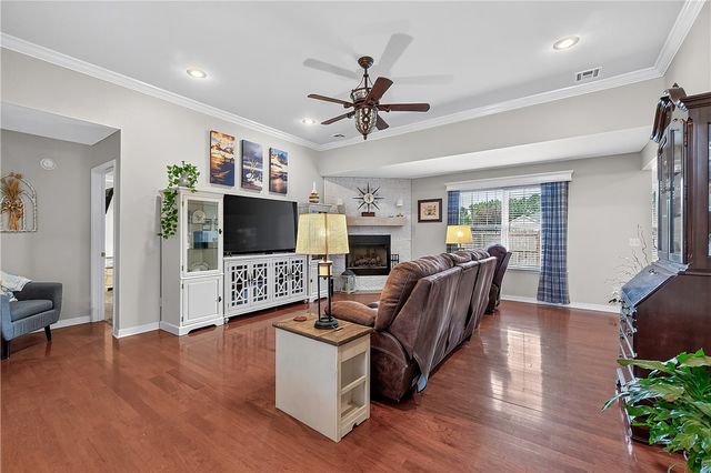 3006 NW Apple Harvest, Bentonville, AR 72712