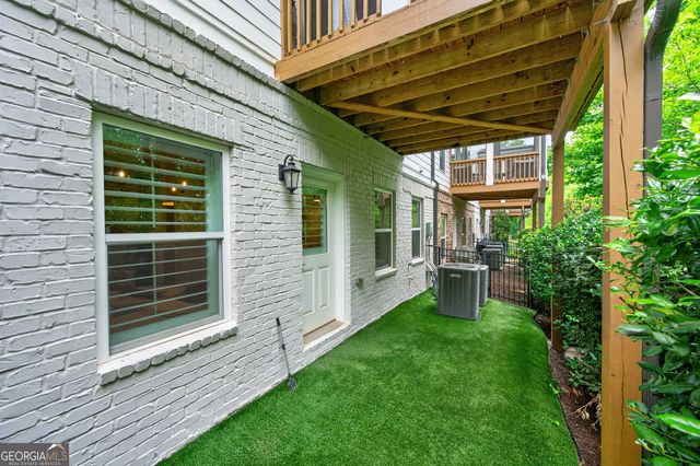 130 Martin Run, Alpharetta, GA 30009
