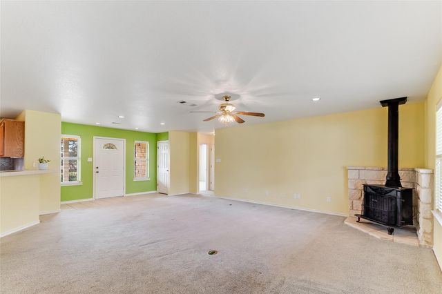 670 County Road 100, Burnet, TX 78611