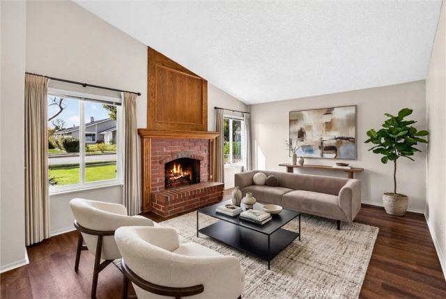 1418 Winston Court, Upland, CA 91786