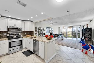 605 Oaks Drive 701, Pompano Beach, FL 33069