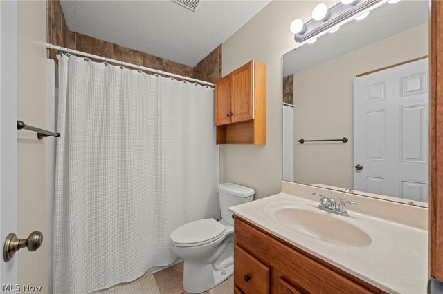 1190 Orchard Bend Drive, Salem, OH 44460