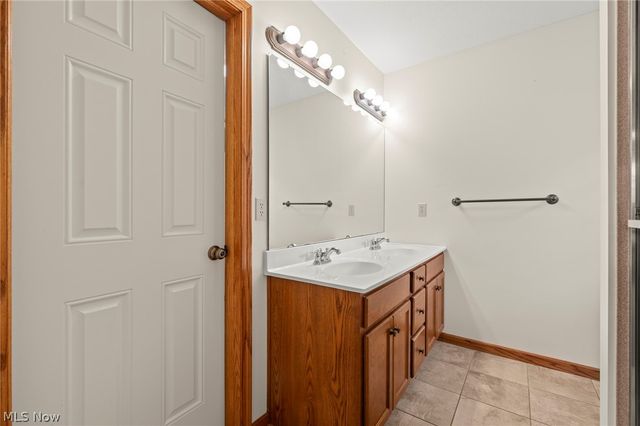 1190 Orchard Bend Drive, Salem, OH 44460