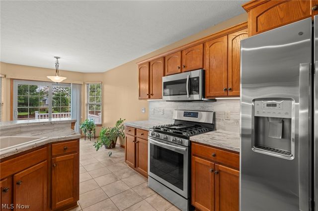 1190 Orchard Bend Drive, Salem, OH 44460