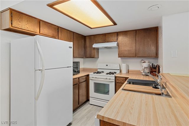 3730 Desert Marina Drive 17, Laughlin, NV 89029