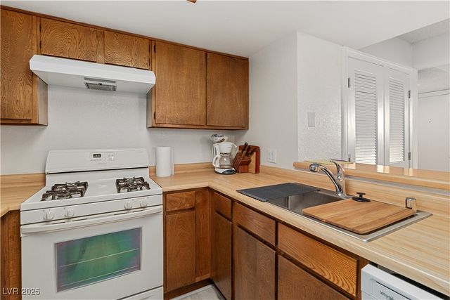 3730 Desert Marina Drive 17, Laughlin, NV 89029